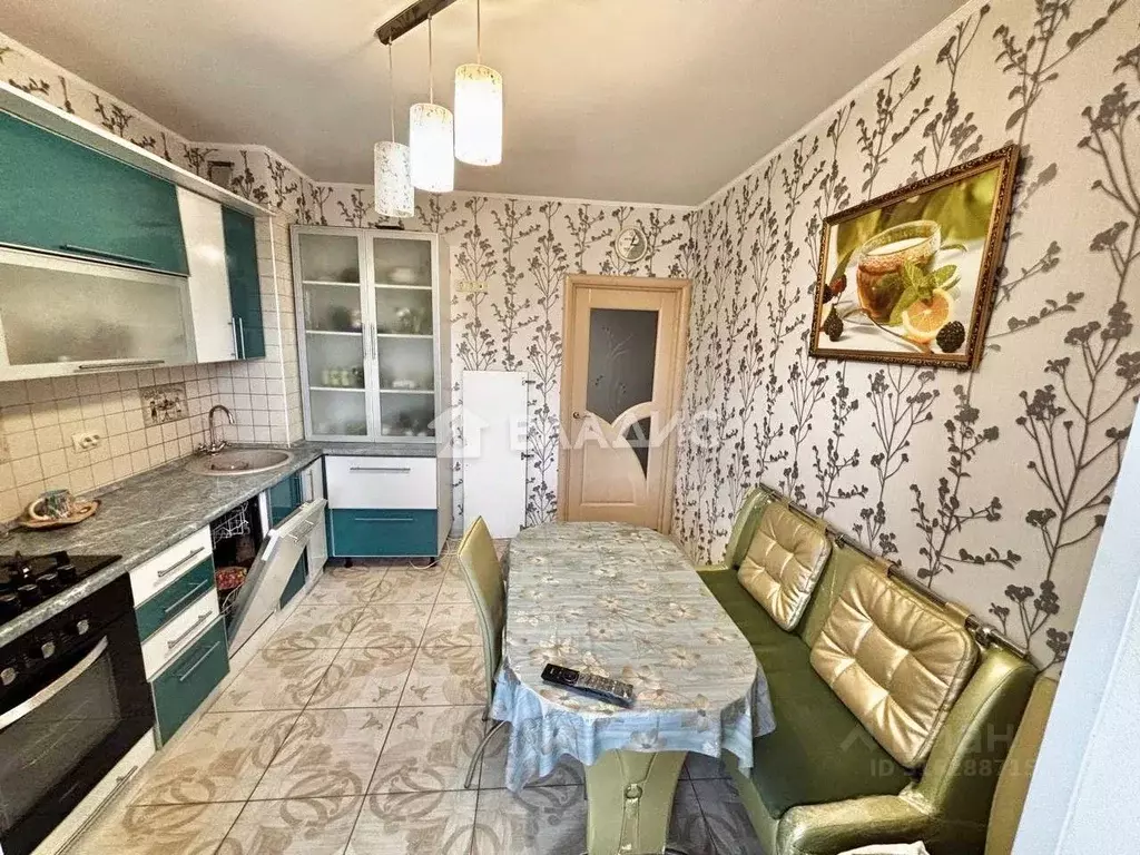 2-к кв. Белгородская область, Белгород ул. Есенина, 44 (58.4 м) - Фото 1