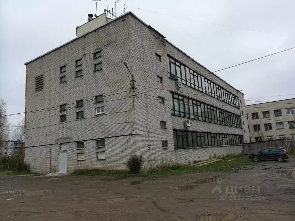 Офис в Ленинградская область, Подпорожье просп. Ленина, 5 (660 м) - Фото 1