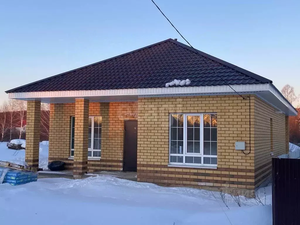 Дом в Башкортостан, Уфа городской округ, д. Самохваловка ул. ... - Фото 1