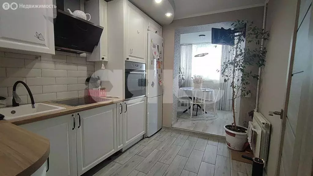 3-комнатная квартира: Батайск, улица Северный Массив, 10 (72 м) - Фото 2