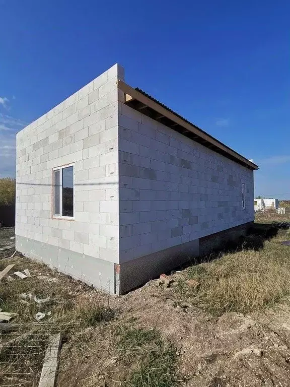 Дом в Самарская область, Кинель городской округ, Усть-Кинельский пгт ... - Фото 1