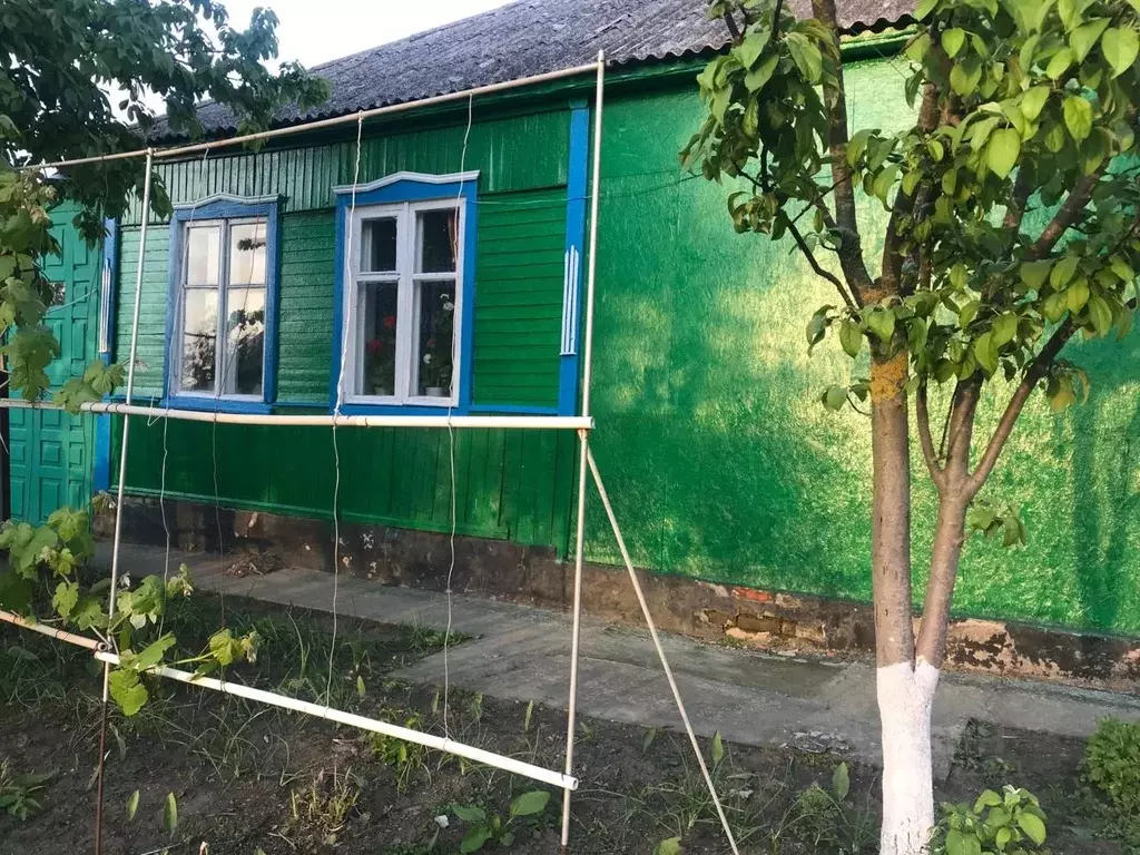 Дом в Краснодарский край, Брюховецкий район, Большебейсугское с/пос, ... - Фото 1