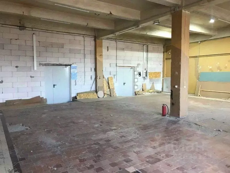 Склад в Санкт-Петербург Промышленная ул., 5 (251 м) - Фото 1