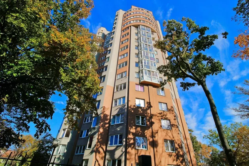 3-к кв. Калининградская область, Калининград Киевская ул., 67 (94.0 м) - Фото 0