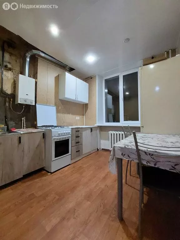 2-комнатная квартира: посёлок городского типа Малаховка, улица Кирова, ... - Фото 1