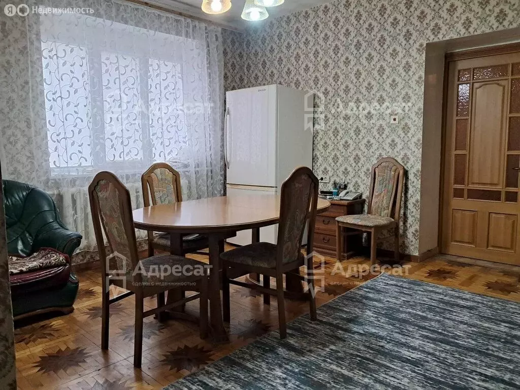 Дом в Волгоград, Нефтезаводская улица (241.1 м) - Фото 1