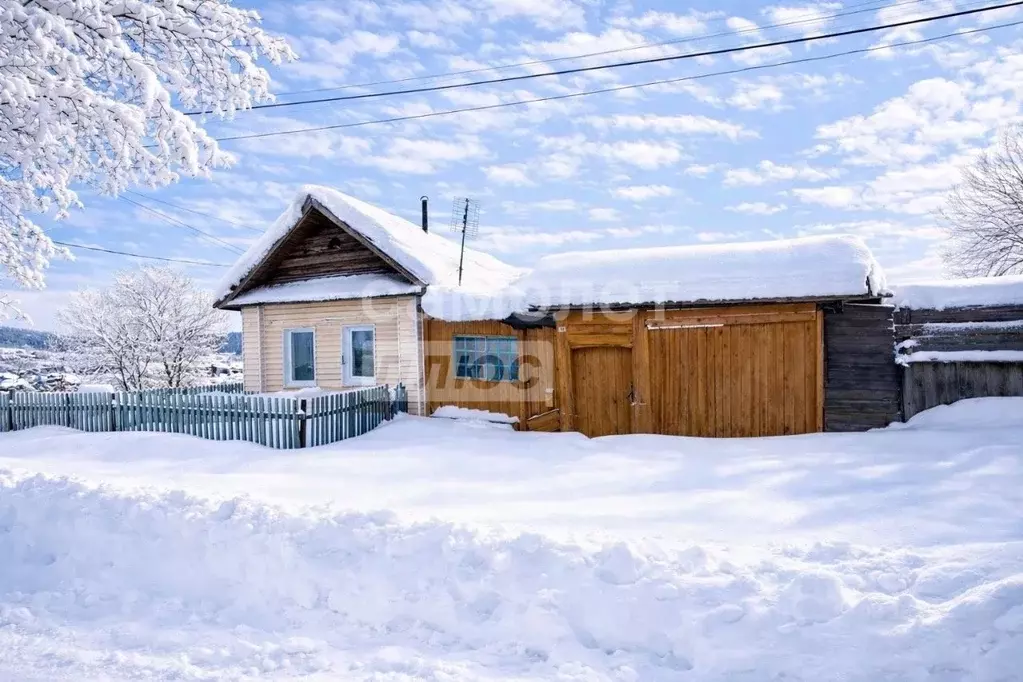 Дом в Челябинская область, Нязепетровск ул. Дзержинского (32 м) - Фото 1