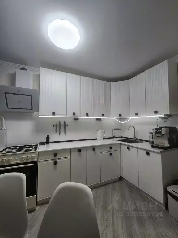 2-к кв. Ставропольский край, Ставрополь ул. Доваторцев, 37/2 (57.0 м) - Фото 1