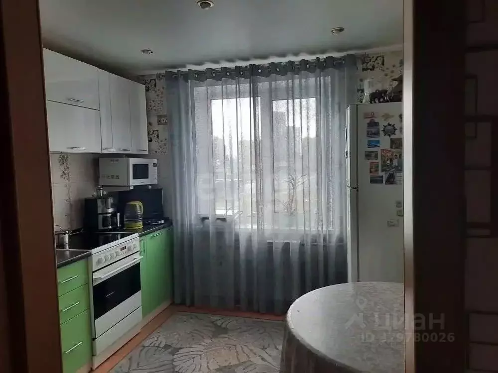 2-к кв. Тюменская область, Тюмень ул. Самарцева, 20 (50.6 м) - Фото 1