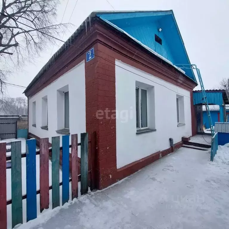 Дом в Амурская область, Белогорск Комсомольский пер., 2 (68 м) - Фото 0