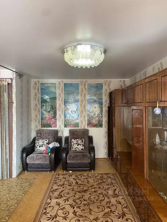 2-к кв. Башкортостан, Ишимбай ул. Губкина, 46 (42.0 м) - Фото 1