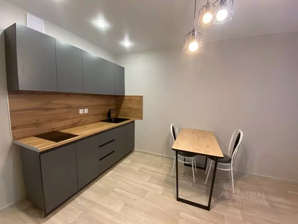 2-к кв. Удмуртия, Ижевск Молодежная ул., 107В (38.0 м) - Фото 1