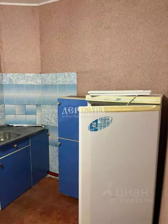 2-к кв. Белгородская область, Старый Оскол Макаренко мкр, 1 (40.0 м) - Фото 1