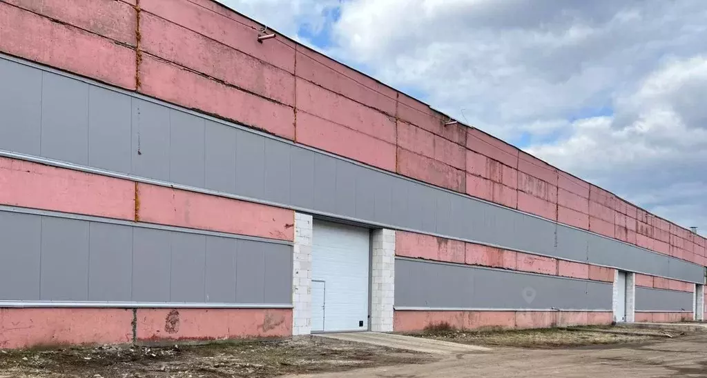 Производственное помещение в Тверская область, Вышний Волочек ул. ... - Фото 1