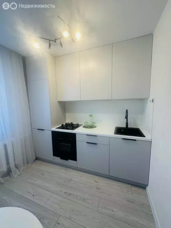 1-комнатная квартира: Киров, улица Ленина, 59 (37 м) - Фото 0
