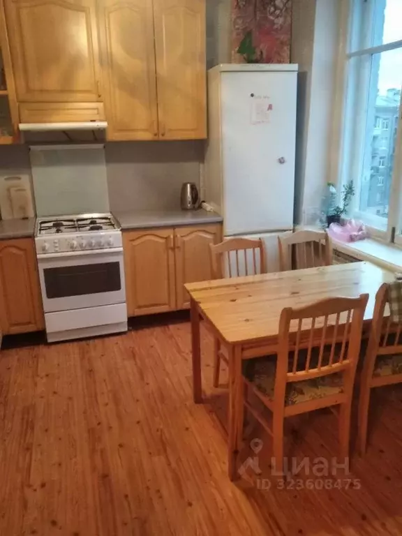 3-к кв. Санкт-Петербург Школьная ул., 8 (80.0 м) - Фото 0