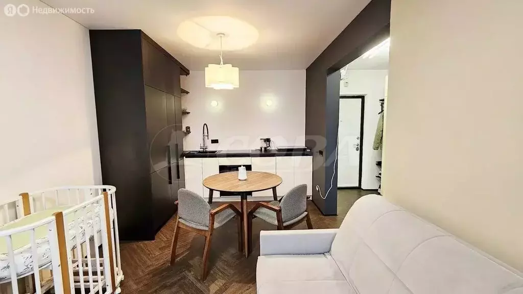 1-комнатная квартира: Тюмень, улица Анатолия Клиндюка, 3 (37 м) - Фото 1