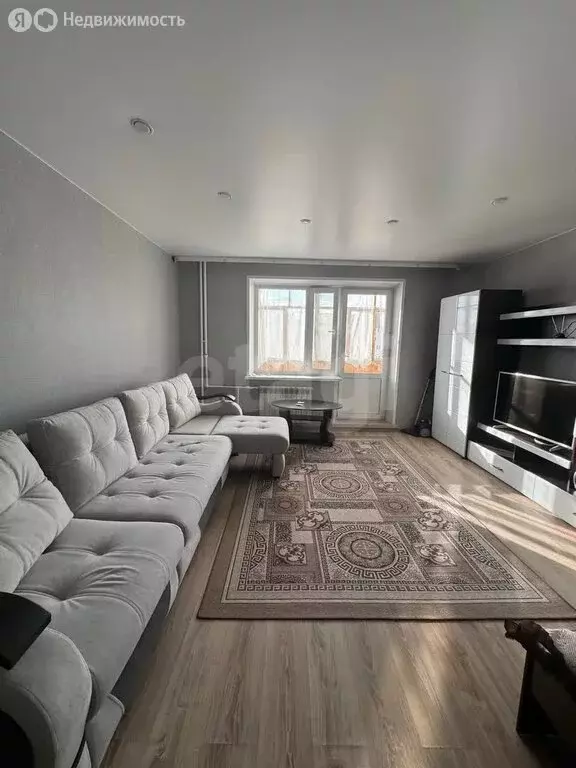 1-комнатная квартира: Тобольск, 9-й микрорайон, 20А (41 м) - Фото 1