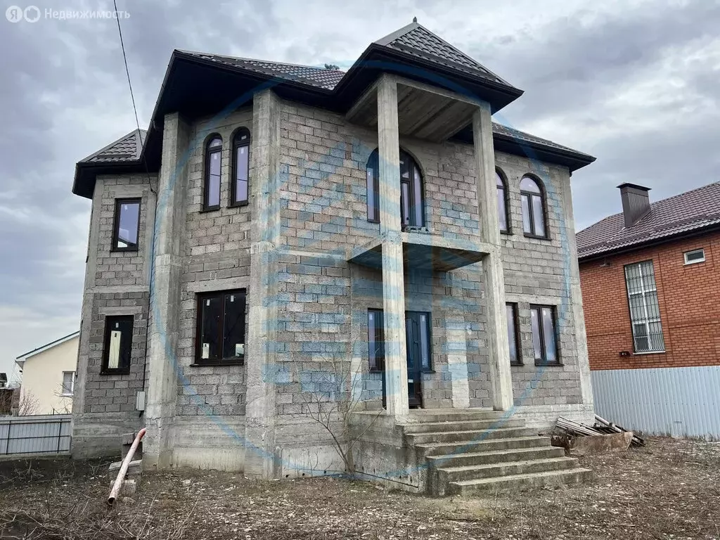 Дом в Ессентуки, Взлётная улица, 10 (272.9 м) - Фото 0