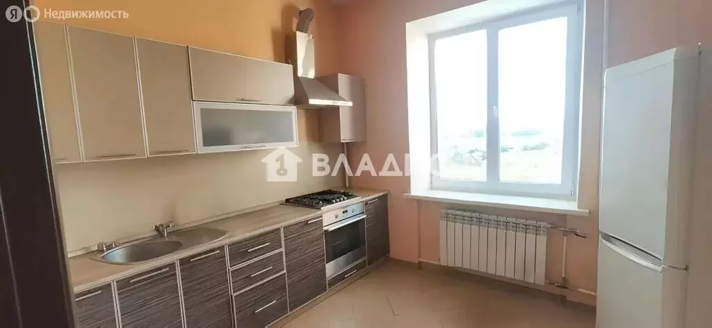 3-комнатная квартира: Стерлитамак, микрорайон Южный, улица Суханова, ... - Фото 1