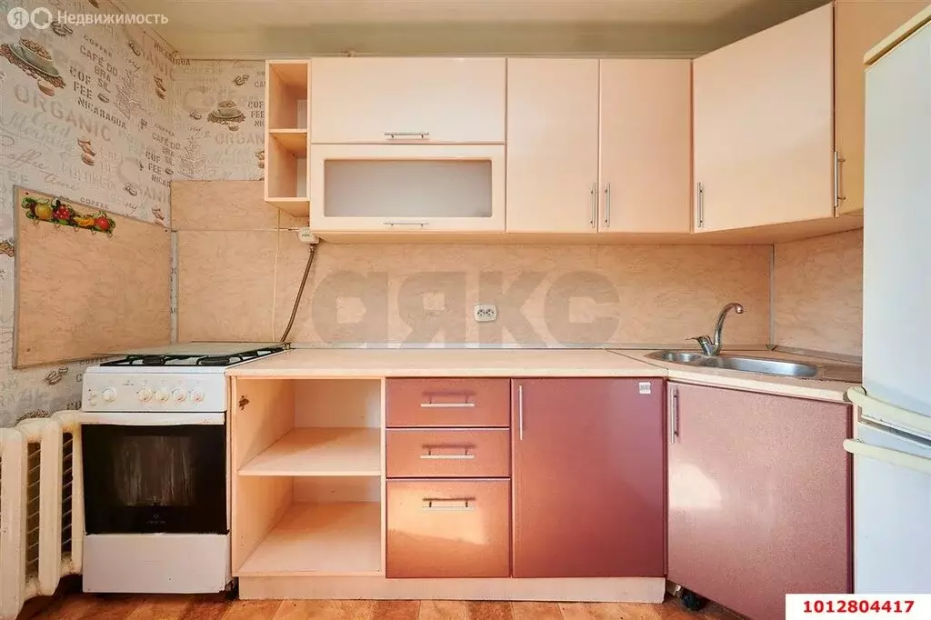 2-комнатная квартира: посёлок Берёзовый, улица Археолога Веселовского, ... - Фото 2