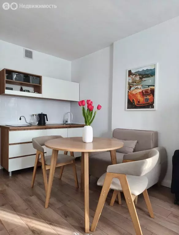 Квартира-студия: Екатеринбург, улица Юмашева, 6 (25 м) - Фото 1