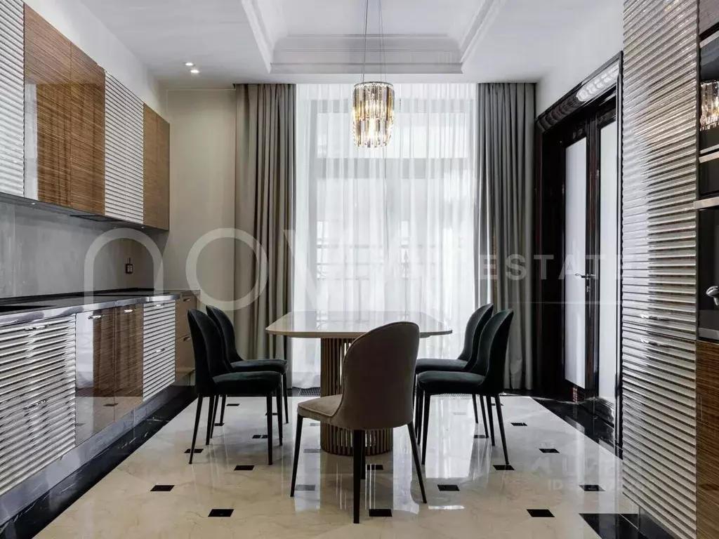 4-к кв. Санкт-Петербург наб. Реки Фонтанки, 76к2 (218.3 м) - Фото 1