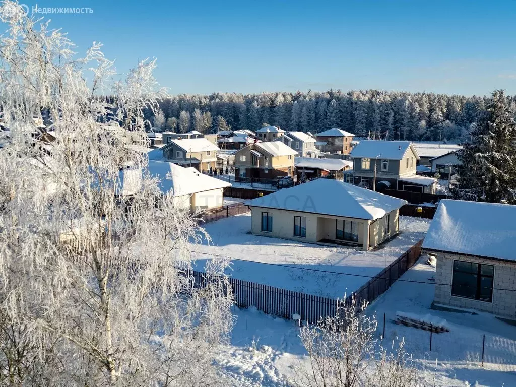 Дом в Ленинградская область, Гатчинский муниципальный округ, деревня ... - Фото 1