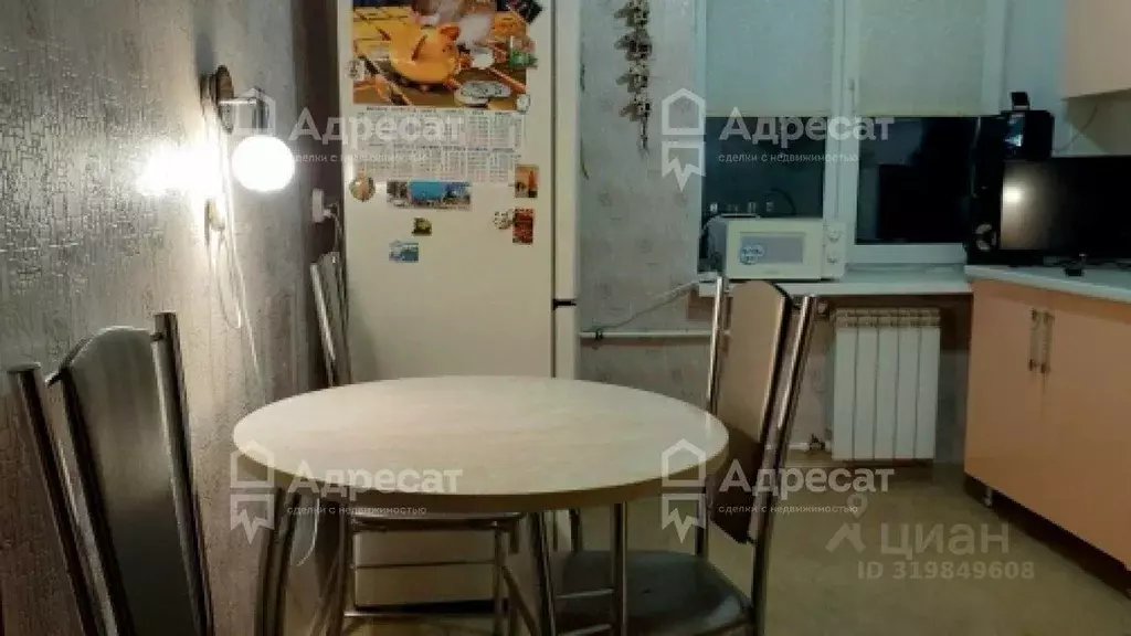 2-к кв. Волгоградская область, Волгоград ул. Германа Титова, 8 (46.7 ... - Фото 0