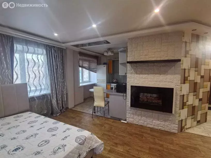 Квартира-студия: Комсомольск-на-Амуре, Октябрьский проспект, 10 (31 м) - Фото 1