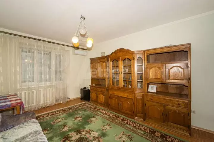 2-к. квартира, 70м, 3/9эт. - Фото 1