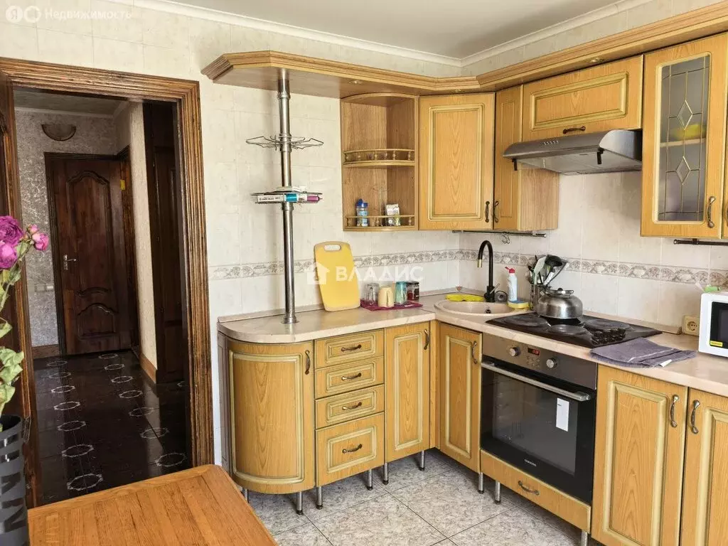 2-комнатная квартира: Белгород, 10-й микрорайон, Спортивная улица, 8 ... - Фото 2