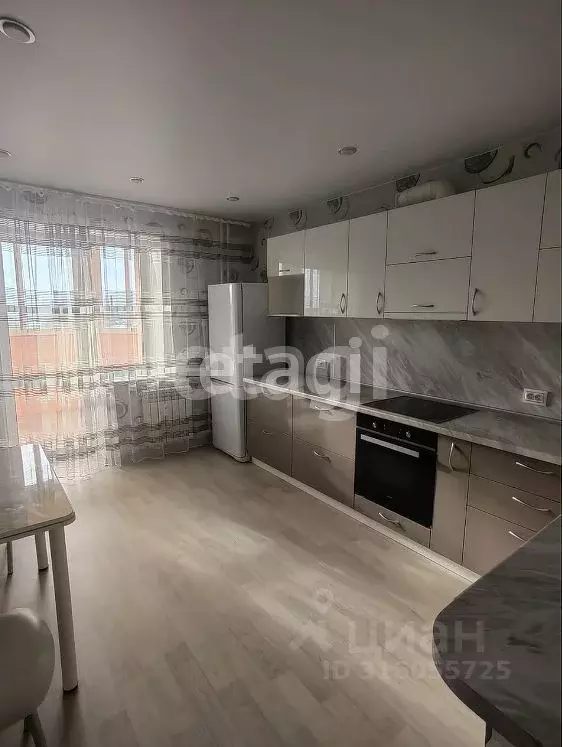 1-к кв. Амурская область, Благовещенск Тополиная ул., 82 (48.5 м) - Фото 0