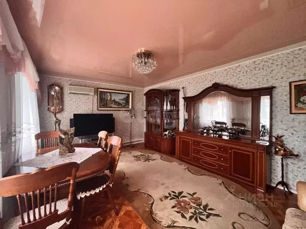 Дом в Астраханская область, Астрахань ул. Николая Островского, 91 (101 ... - Фото 2