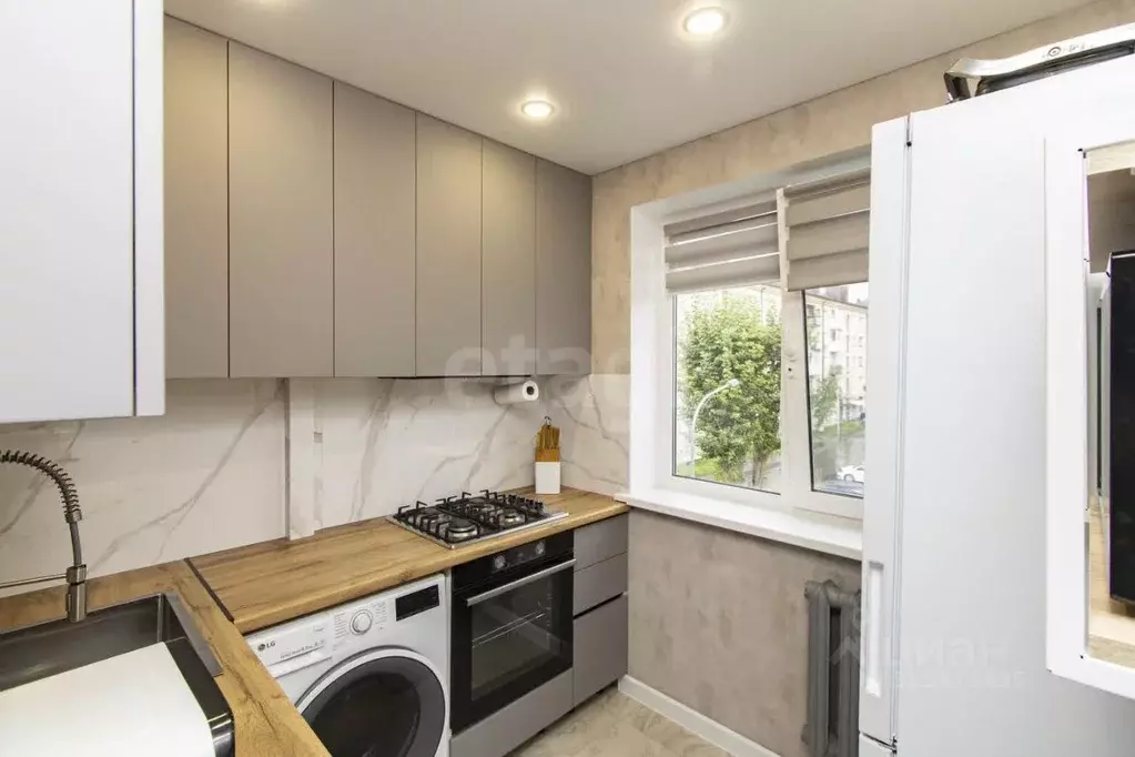 3-к кв. Тюменская область, Тюмень Севастопольская ул., 15 (58.7 м) - Фото 1