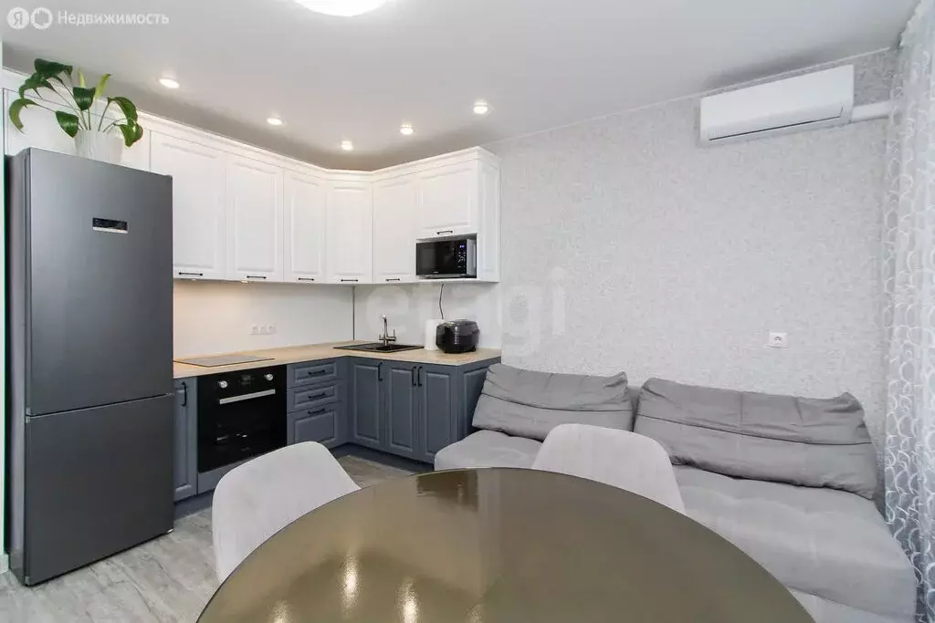 1-комнатная квартира: Тюмень, улица Николая Никитина, 6 (38.3 м) - Фото 2