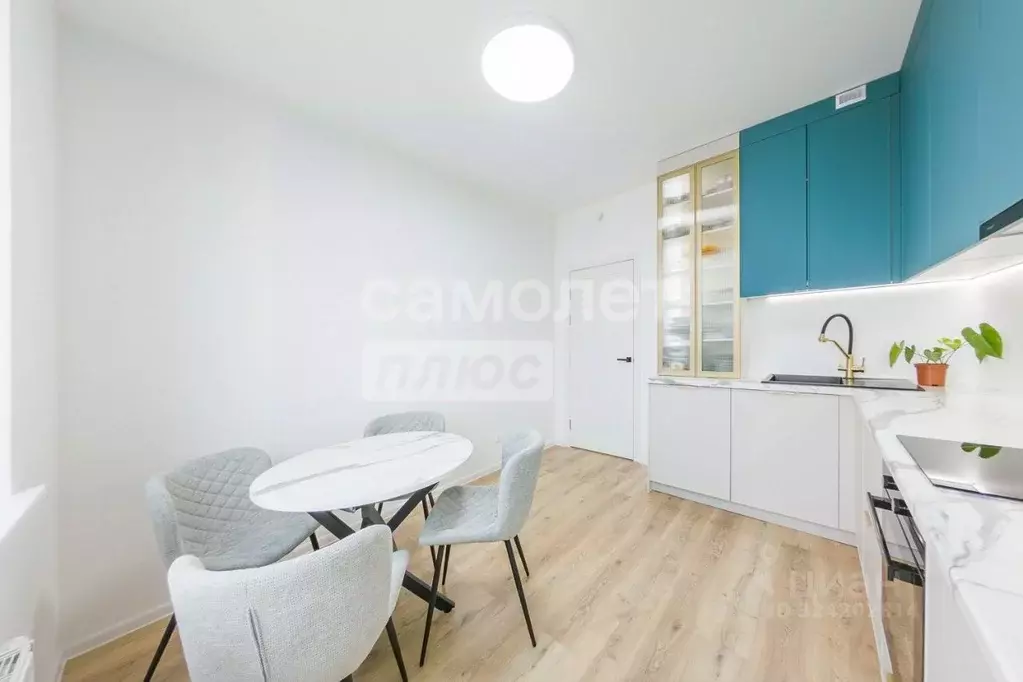 2-к кв. Свердловская область, Екатеринбург ул. Блюхера, 40А (58.06 м) - Фото 2