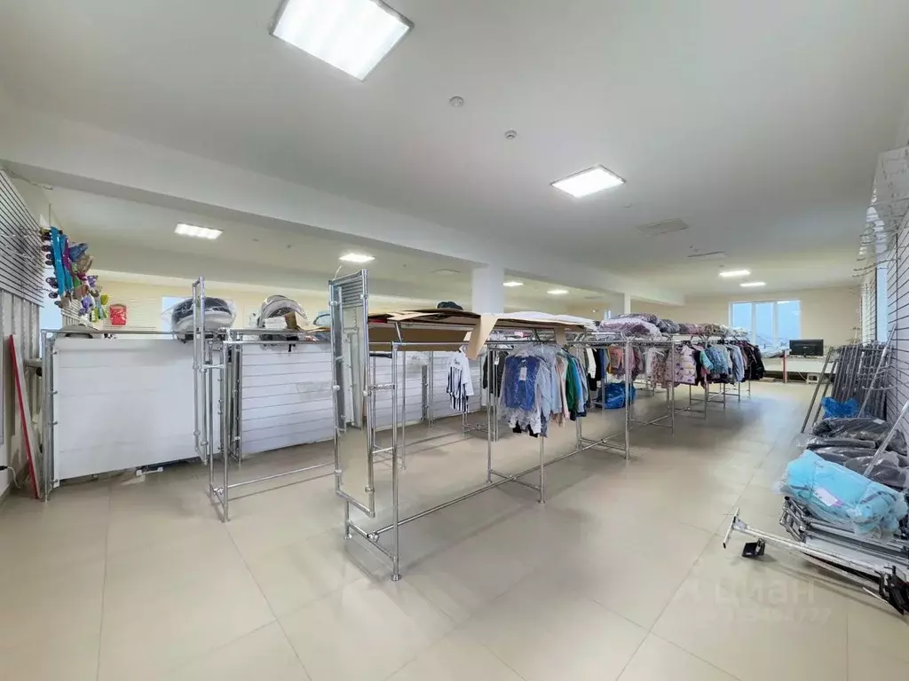 Торговая площадь в Кабардино-Балкария, Нальчик ул. Калинина (260 м) - Фото 2