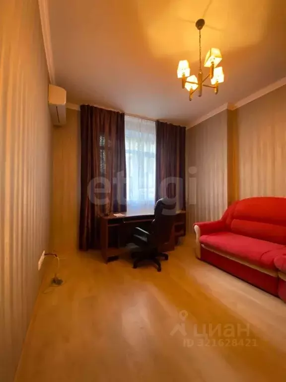 3-к кв. Ростовская область, Ростов-на-Дону ул. Малюгиной, 232 (102.0 ... - Фото 1