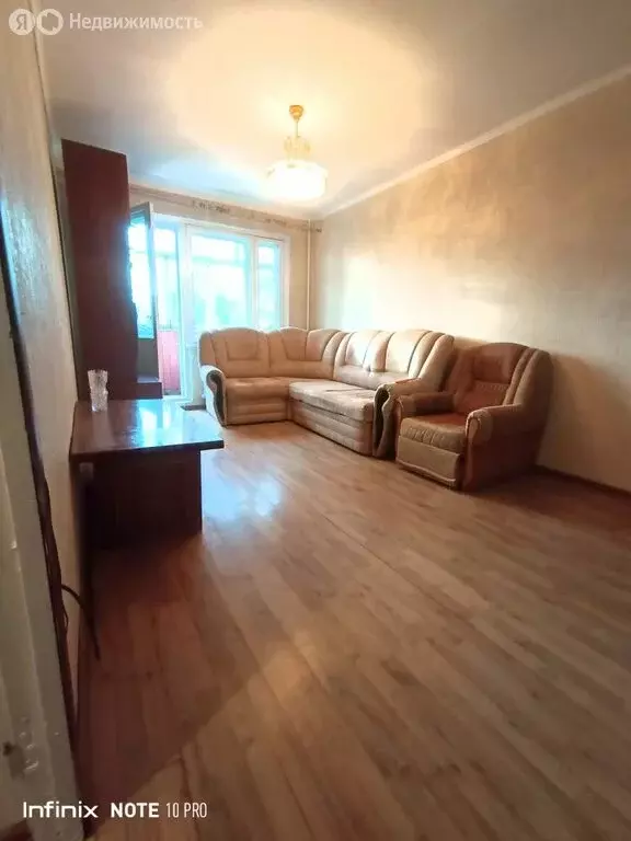 3-комнатная квартира: Нижний Новгород, улица Веденяпина, 32 (65 м) - Фото 0