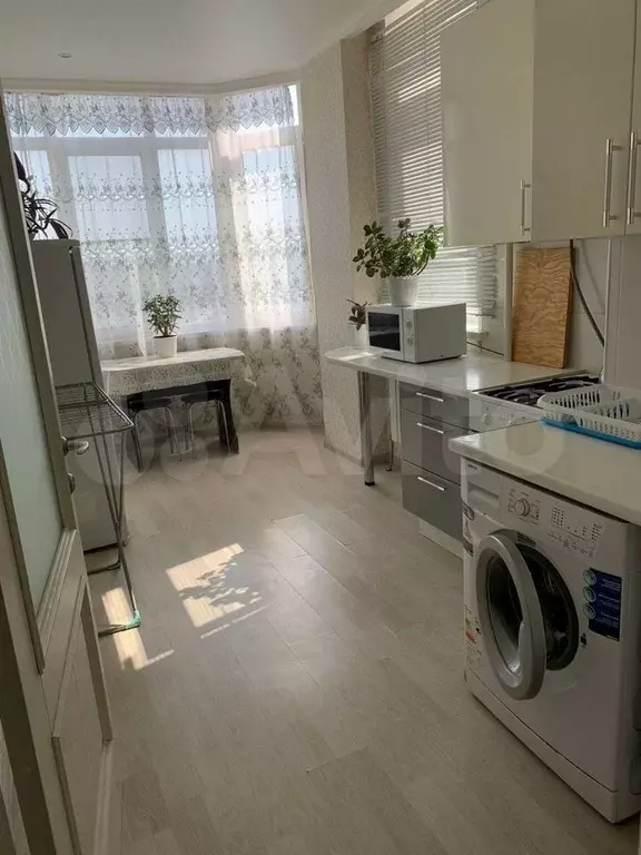 1-к. квартира, 40 м, 7/17 эт. - Фото 0