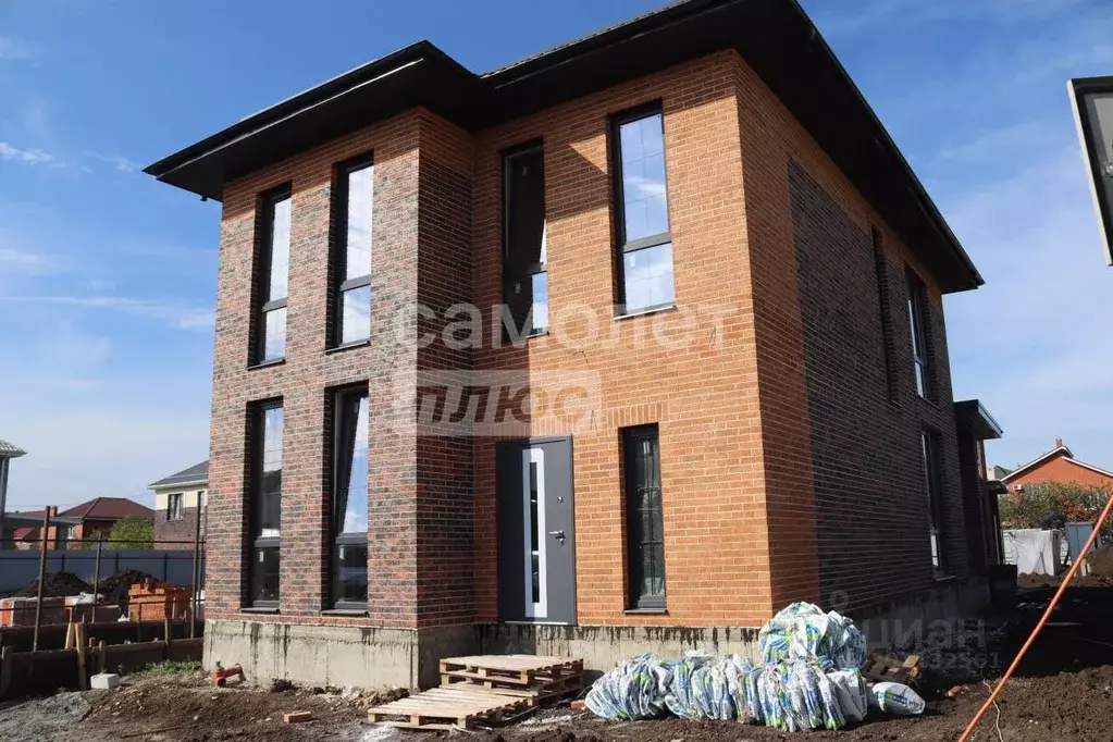 Дом в Краснодарский край, Краснодар ул. Ирклиевская, 19 (160 м) - Фото 1