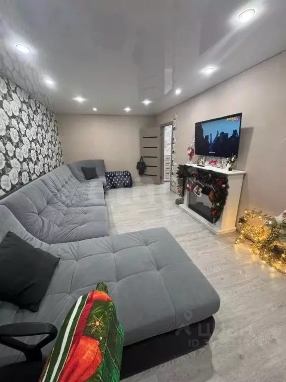 2-к кв. Белгородская область, Губкин ул. Королева, 24 (55.4 м) - Фото 1