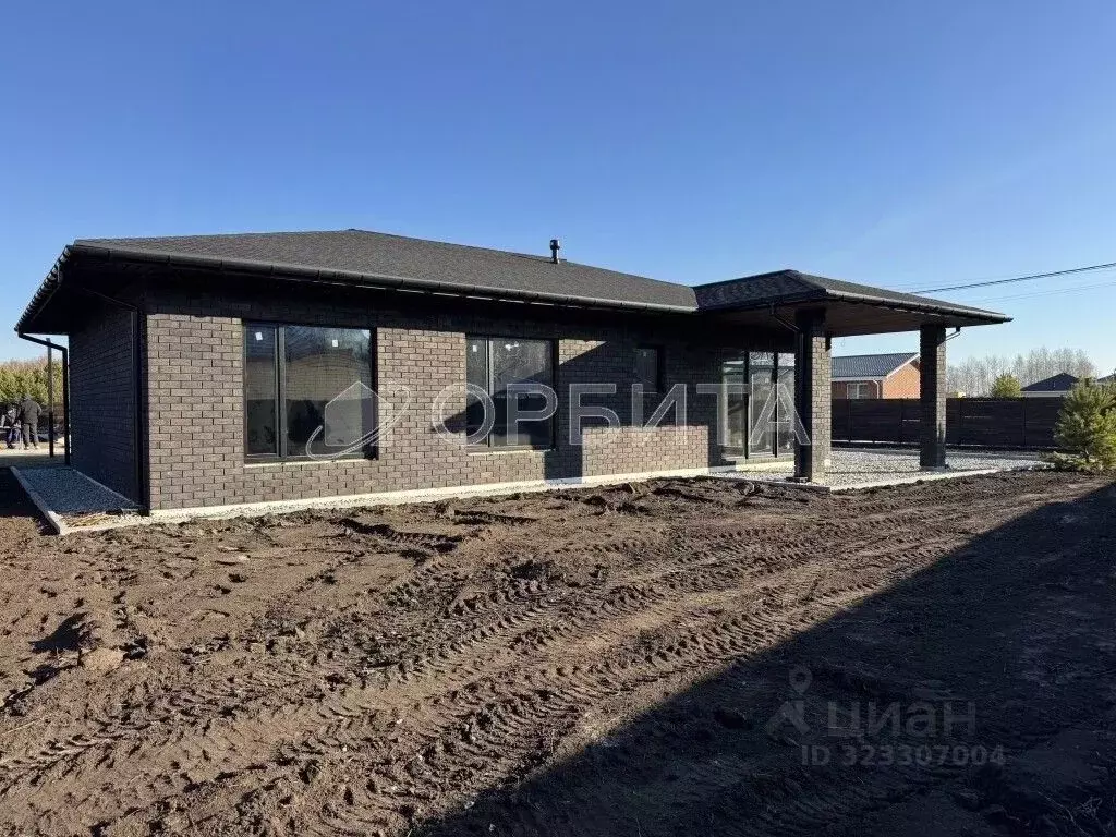 Дом в Тюменская область, Тюменский муниципальный округ, д. Ушакова ... - Фото 1