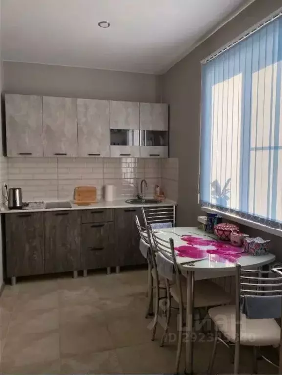 Дом в Воронежская область, Павловск ул. Мира, 38 (30 м) - Фото 1