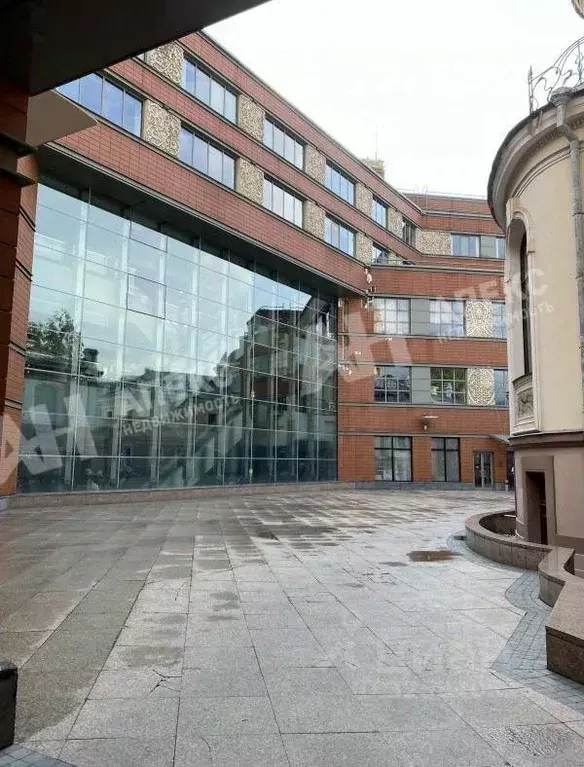 Офис в Москва Большой Овчинниковский пер., 16 (119 м) - Фото 2