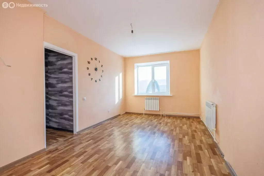 1-комнатная квартира: посёлок городского типа Белые Берега, улица ... - Фото 2