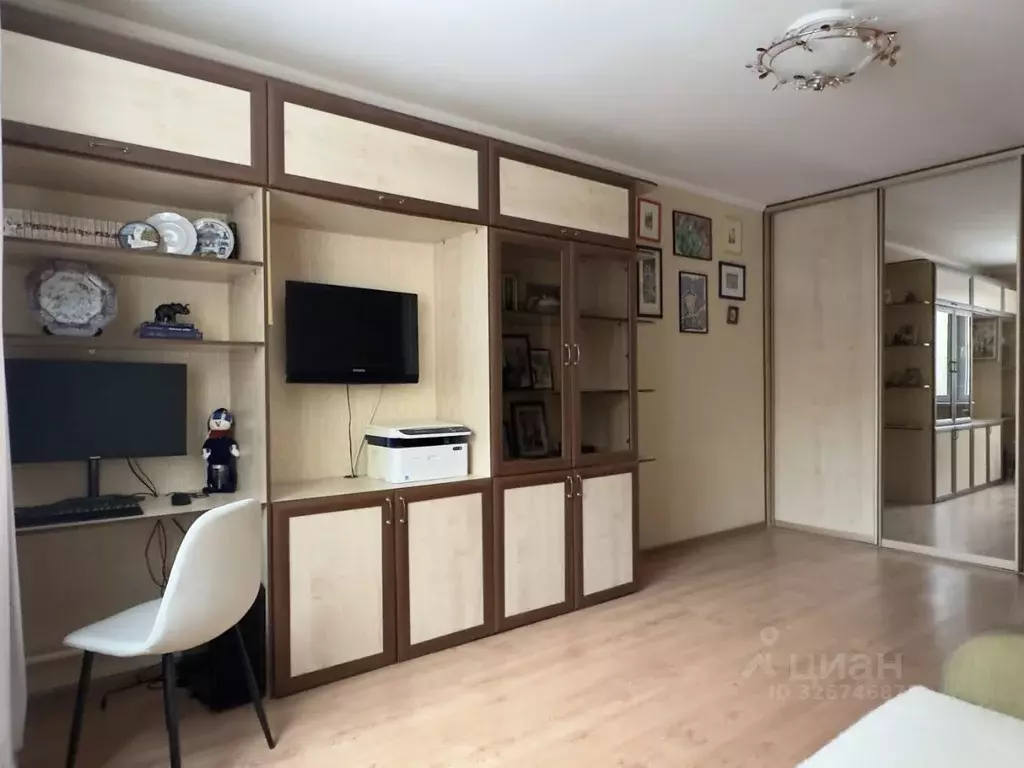 1-к кв. Москва ул. Академика Комарова, 3к2 (37.8 м) - Фото 2