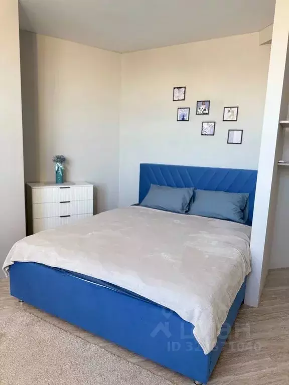 Комната Челябинская область, Челябинск ул. Барбюса, 18 - Фото 1