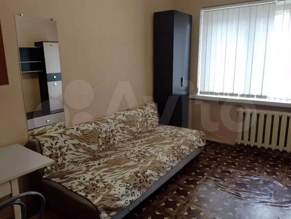 Комната 12,3 м в 7-к., 1/5 эт. - Фото 0